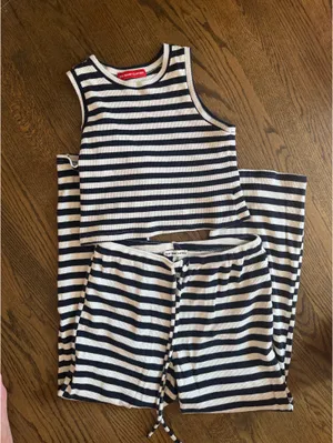 Many many clothes stripe set from revolve  thumbnail 3