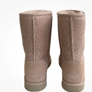UGG classic short metallic snow leopard quartz Winter Boots size 7 thumbnail 8