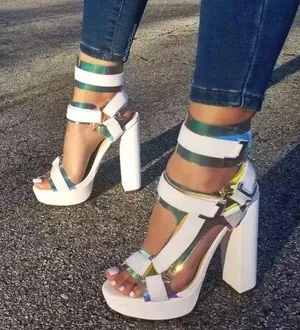 Women White PU Glamorock-2 High Heels thumbnail 1