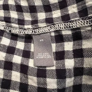 Aerie Blue and White Gingham Plaid Long Sleeve Half Button Top Women’s Medium thumbnail 5