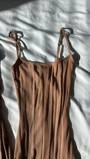 SKIMS Soft Lounge Slip Dress Long Camel thumbnail 6