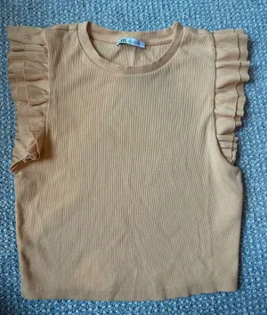ZARA orange ribbed ruffle sleeve top thumbnail 1