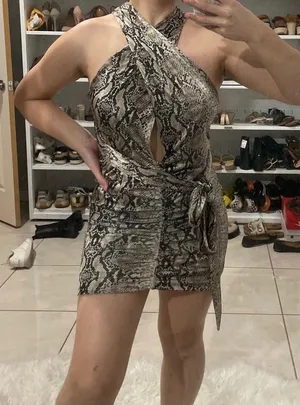 Bebe Multi Wear SNAKE DRESS thumbnail 3