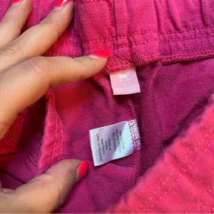 Victoria’s Secret PINK cropped sweatpants size large thumbnail 3