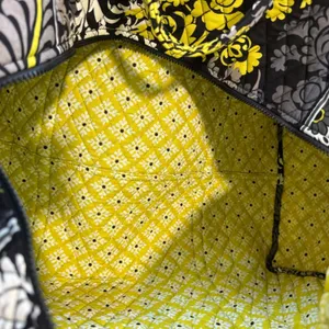 Vera Bradley‎ Floral Grand Traveler Bag Yellow Gray Black Quilted Duffle thumbnail 9