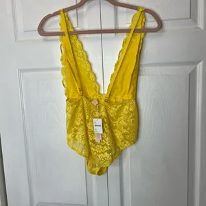 Comin' in‎ HAHT Bodysuit in Lemon free people HAH medium thumbnail 4