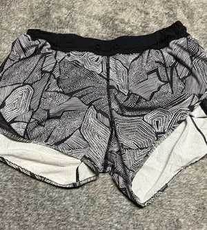 lululemon athletica Black & White Printed Women's Athletic Shorts thumbnail 1