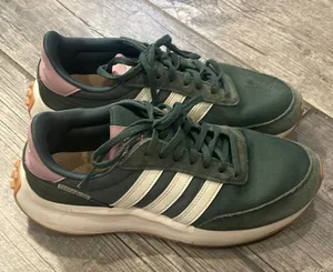 Adidas women’s green and pink sneakers thumbnail 1