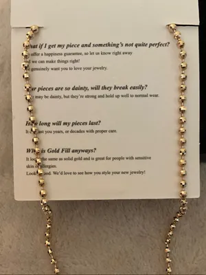 Layered Gold Necklace with Emerald-Green Pendant thumbnail 6