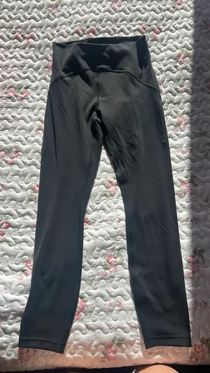 Lululemon Cropped Black Leggings thumbnail 1
