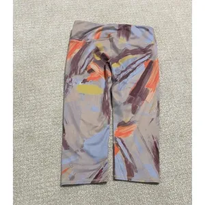 alo Women's Multicolor Abstract Capri Leggings Size S Activewear thumbnail 12