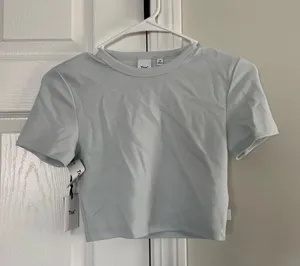 Aritzia TNA Top Crop thumbnail 1