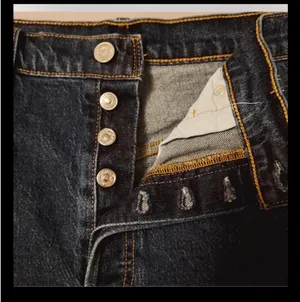 Levi’s 501 High Rise Dark Wash 32 Festival Boho Grunge Punk Y2K Cowgirl Country thumbnail 3
