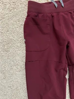 FIGS Jogger Scrub Pants thumbnail 3