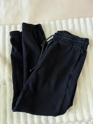 Aritzia TNA Cozy Black Jogger Boyfriend fleece Sweatpants thumbnail 2