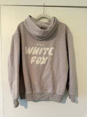 White Fox Hoodie Boutique S/M thumbnail 3