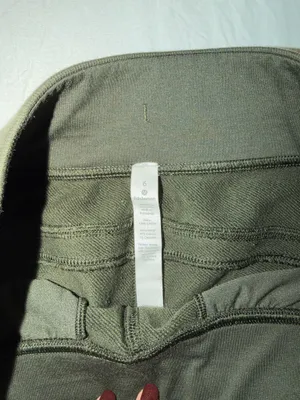 Lululemon Joggers Scuba thumbnail 2