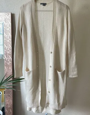 Vince 100% cashmere beautiful off white ribbed long cardigan thumbnail 4