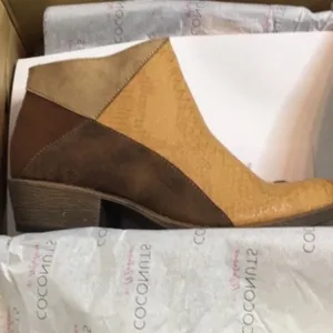 NEW coconuts by Matisse Carla patchwork boots‎ thumbnail 4
