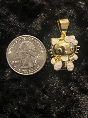 Hello Kitty Pendant thumbnail 3