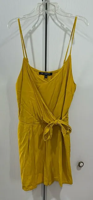 Mustard romper Size L thumbnail 1