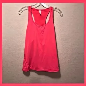 Gap *30off3* NWOT. Hot pink GapFit sport top​‎ thumbnail 2