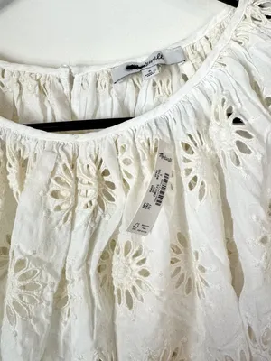 NWT Madewell Embroidered Shirred Puff-Sleeve Top - Size: Small thumbnail 5