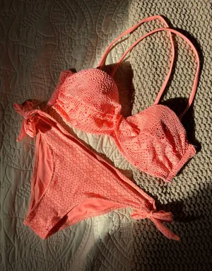 H&M Bikini thumbnail 1