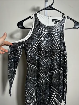 G28. Express Sequin Cold Shoulder Mini Dress Women’s XS Black/White thumbnail 2