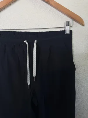 Vuori‎ Miles Ankle Jogger Pants Black Womens Size XS thumbnail 5