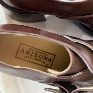 Vintage Y2K Arizona Brown Chunky Leather Buckle Heeled Loafers Grunge Indie thumbnail 3