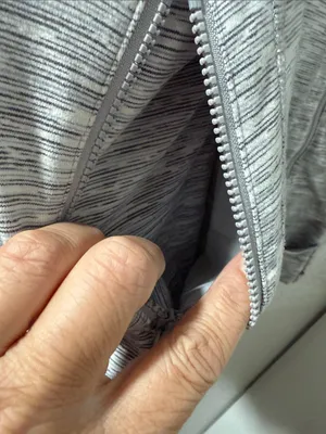 🍋 LULULEMON Women’s Grey Space-Dye Full-Zip Jacket Size 4 W4ACYS thumbnail 12