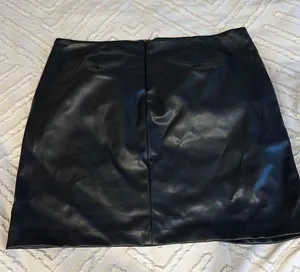 Mystique Boutique Leather Skirt thumbnail 1