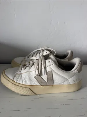 VEJA Campo Sneakers Women’s 7 White Leather Beige Suede V Logo Low Top Shoes thumbnail 4