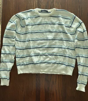 Brandy Melville Sweater thumbnail 1