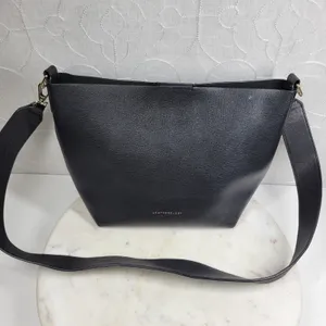 Leatherology Leather Crossbody Shoulder Purse Bag Black Gold Hardware Strap thumbnail 4