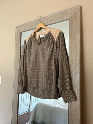 XIRENA Cream And Black Plaid Checkered Long Sleeve Blouse Size XS thumbnail 2