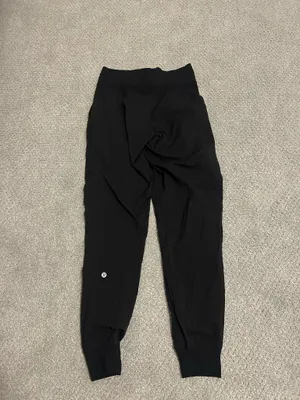 Lululemon Joggers thumbnail 2