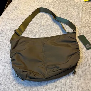 Wild‎ Fable Green Nylon Ruched Hobo Shoulder Bag NWT thumbnail 1