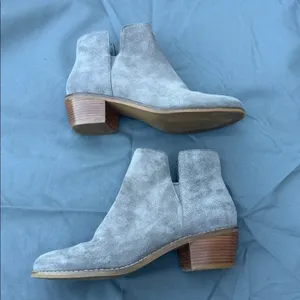 Cole Haan Gray Suede Ankle Booties size 6 thumbnail 5