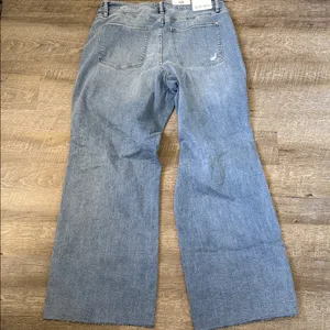 NWT Judy Blue Wide Leg Mid Rise Distressed Blue Jeans Size 16W thumbnail 6