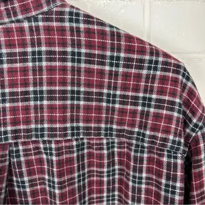 St. John’s Bay Red Plaid Classic Fit Flannel Shirt Size M Unisex thumbnail 6