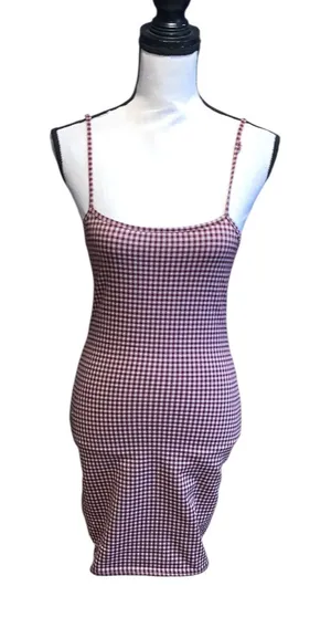 Missguided Red and White Gingham Spaghetti Strap Bodycon Mini Dress thumbnail 1