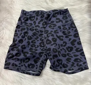 Amazon Workout Set Two-Piece Leopard  thumbnail 3