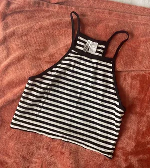 Cropped Tank thumbnail 1
