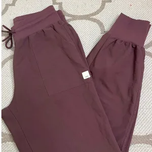 Vuori Summits Woven Joggers Fig Maroon Size XS Ripstop Hiking Athleisure Pants thumbnail 3