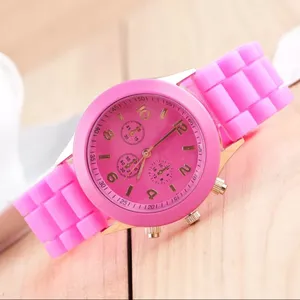 Pink & Gold Watch thumbnail 2