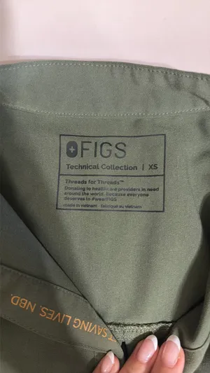 FIGS Women’s thumbnail 2