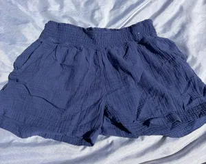 Blue shorts Size M thumbnail 1