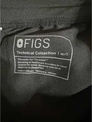 Figs Rafaela Scrub Top/Livingston Bottom Scrub Set thumbnail 2